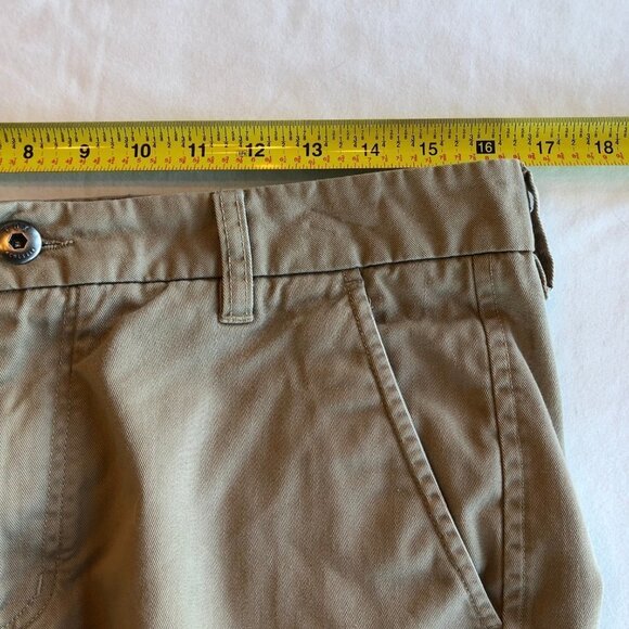 FOX Racing Taupe Flat Front Bermuda Shorts Size 32 - Picture 8 of 11